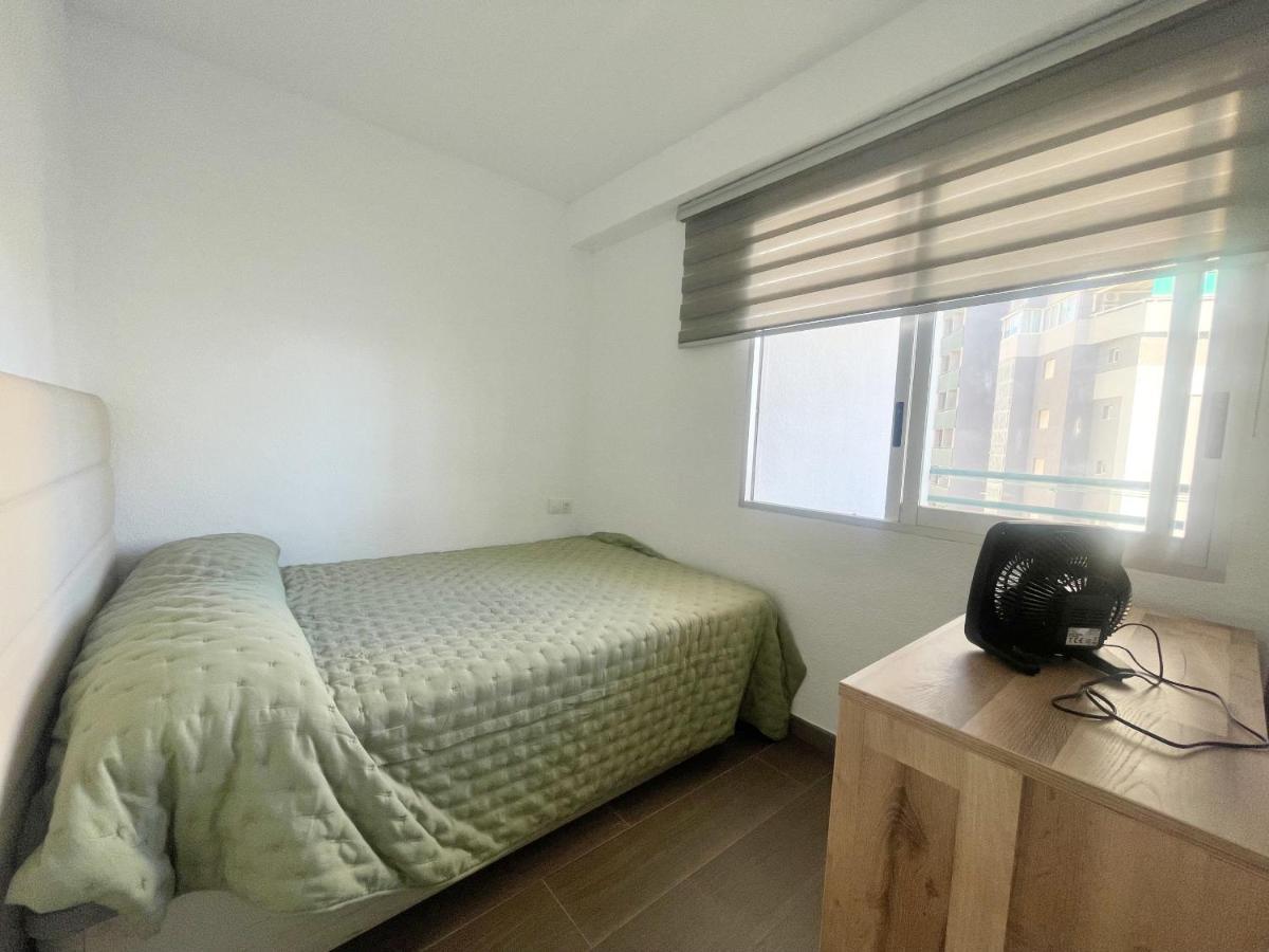 Pintor Solana Poniente Beach Бенидорм Екстериор снимка